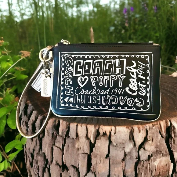 Coach Poppy Black & Gold Bag Convertible Wristlet With Metal & Leather Hang Tags - Picture 4 of 11